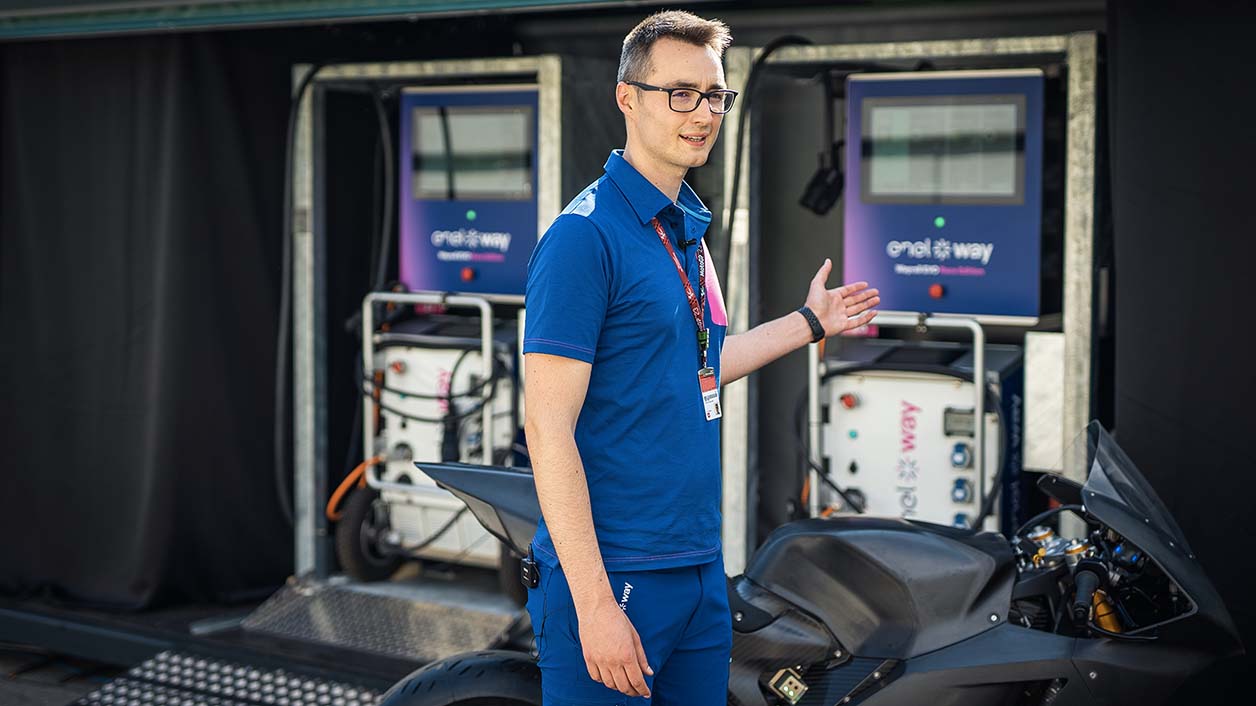 MotoE World Championship 2023 | Discover our charging system