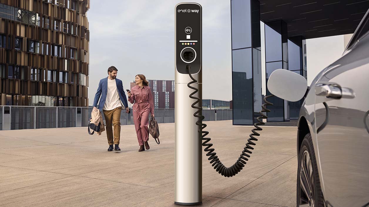 Enel X Way: charging infrastructure for businesses